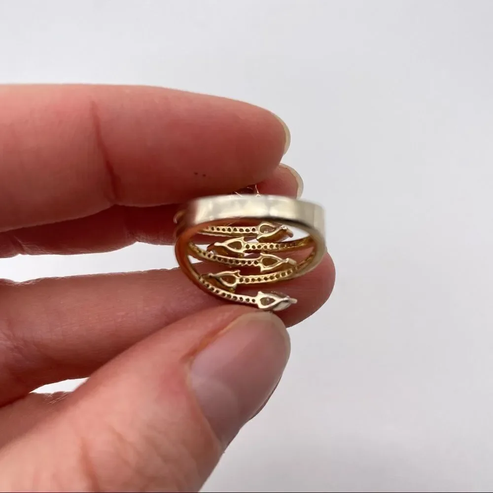 N/A gorgeous ring